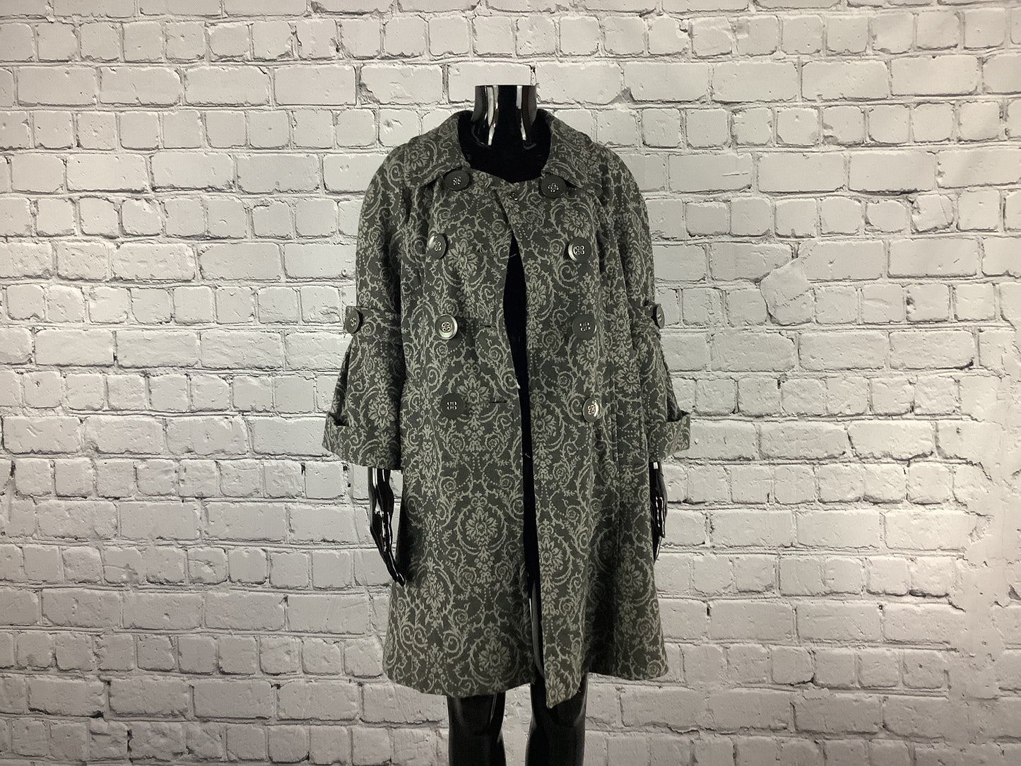 1950's Style Vintage Light and Dark Gray Floral Embroidered Coat