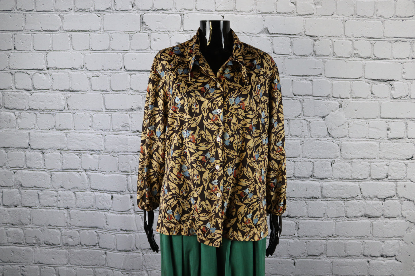 1970's Vintage Brown, Blue and Red Falling Leaves Shirt